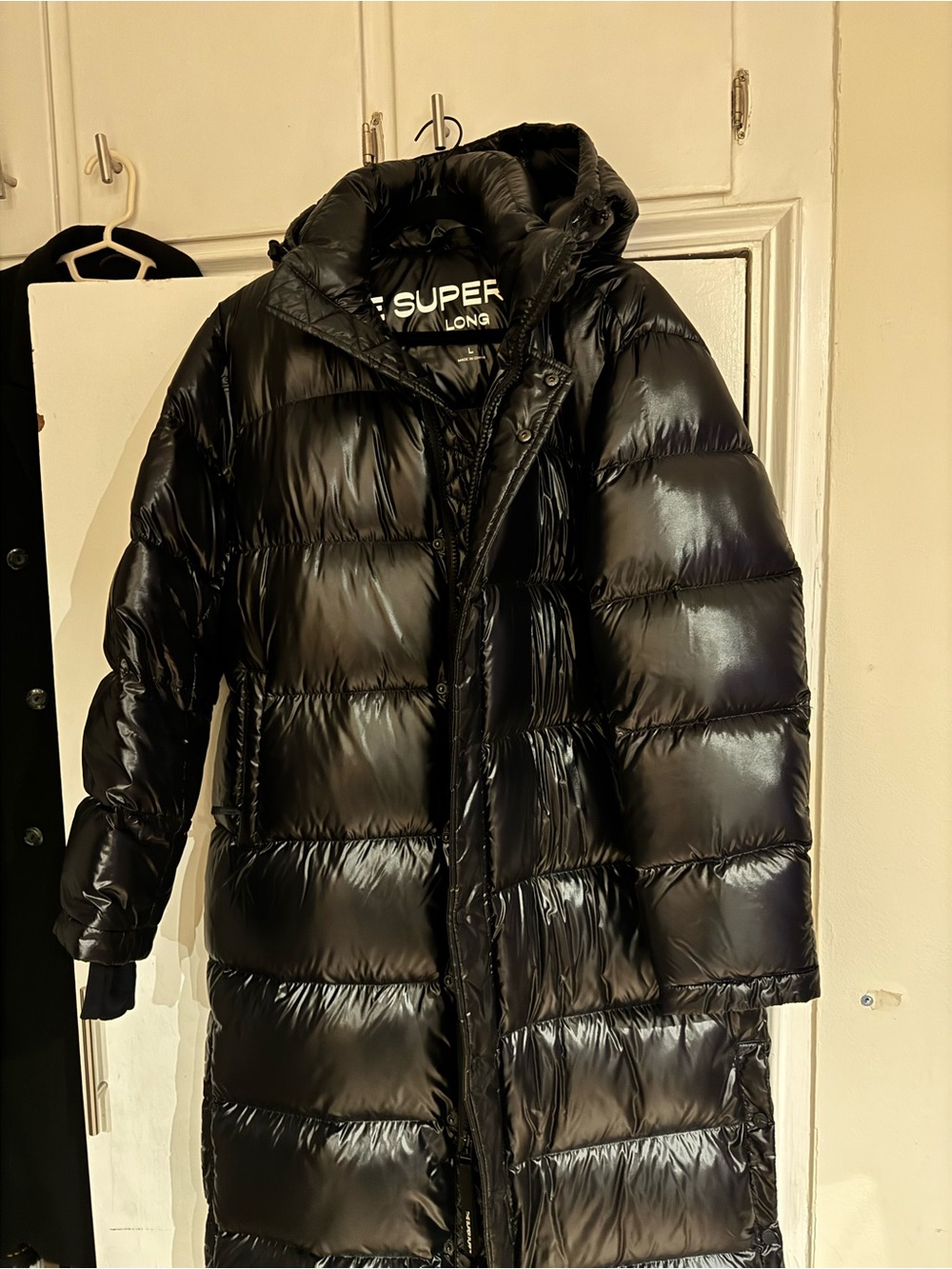 Aritzia Super Puff Black - Size Large Like New